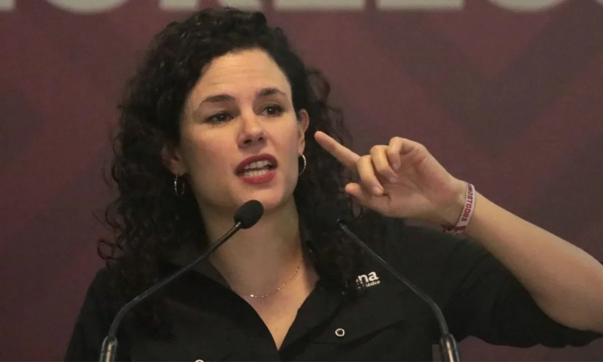 Luisa Alcalde pide a morenistas, evitar lujos y gobernar con humildad
