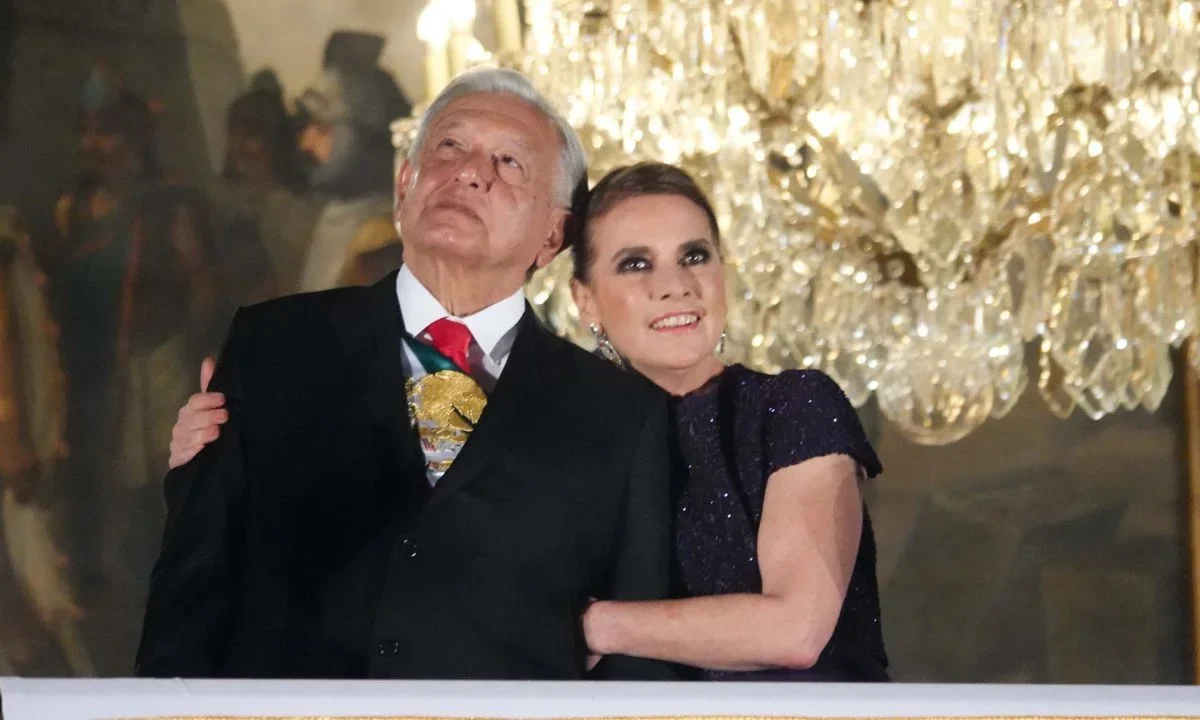 Beatriz Gutiérrez Müller rechaza vivir en España, llama 'loco' a AMLO