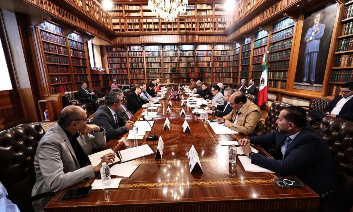 La Comisión de la Reforma Electoral y los consejeros del INE alcanzaron acuerdos rumbo a la construcción del dictamen.
