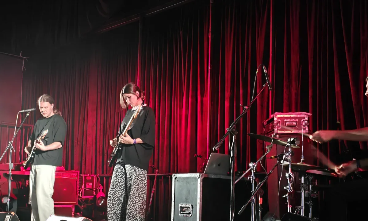 Human Tetris vuelve a triunfar en México en el Indie Rocks!