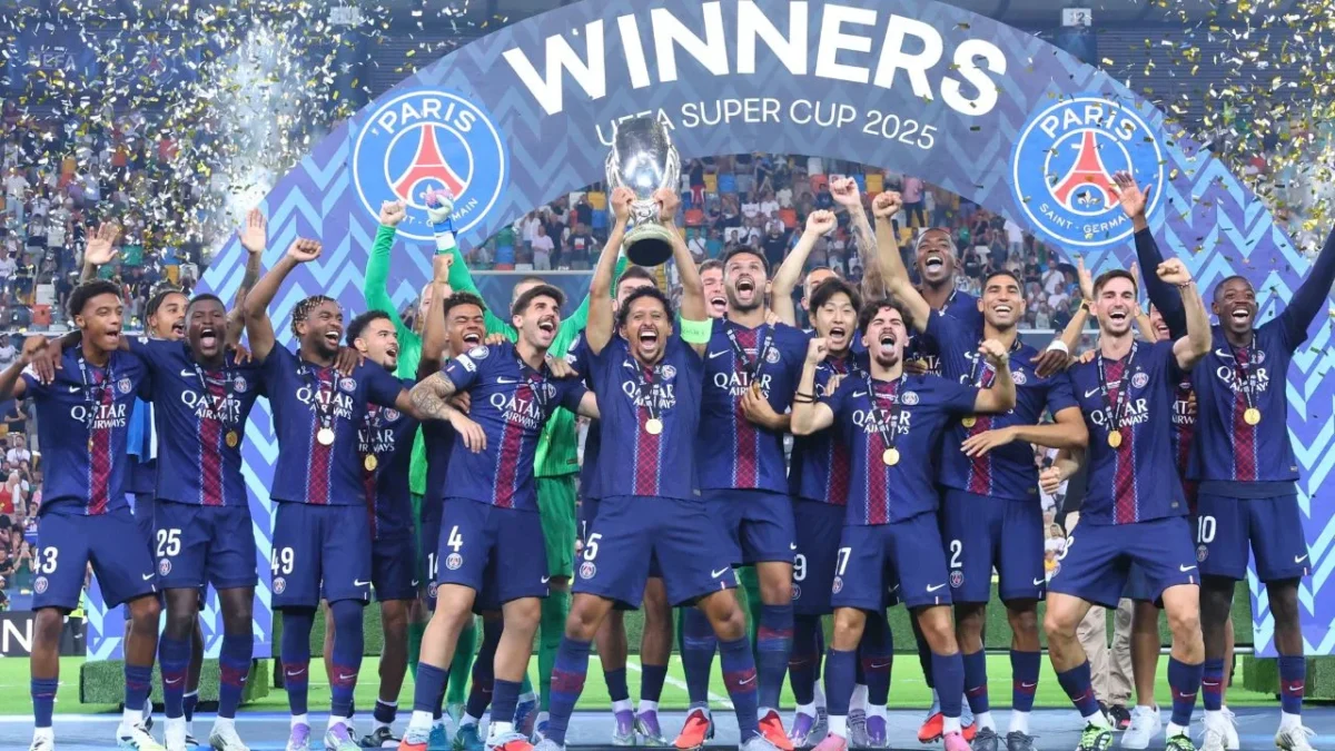 Con los títulos alcanzados en lo que va del 2025, Luis Enrique ya empató su mejor marca individual en 12 meses, que eran los cinco campeonatos que ganó con el Barcelona en 2015