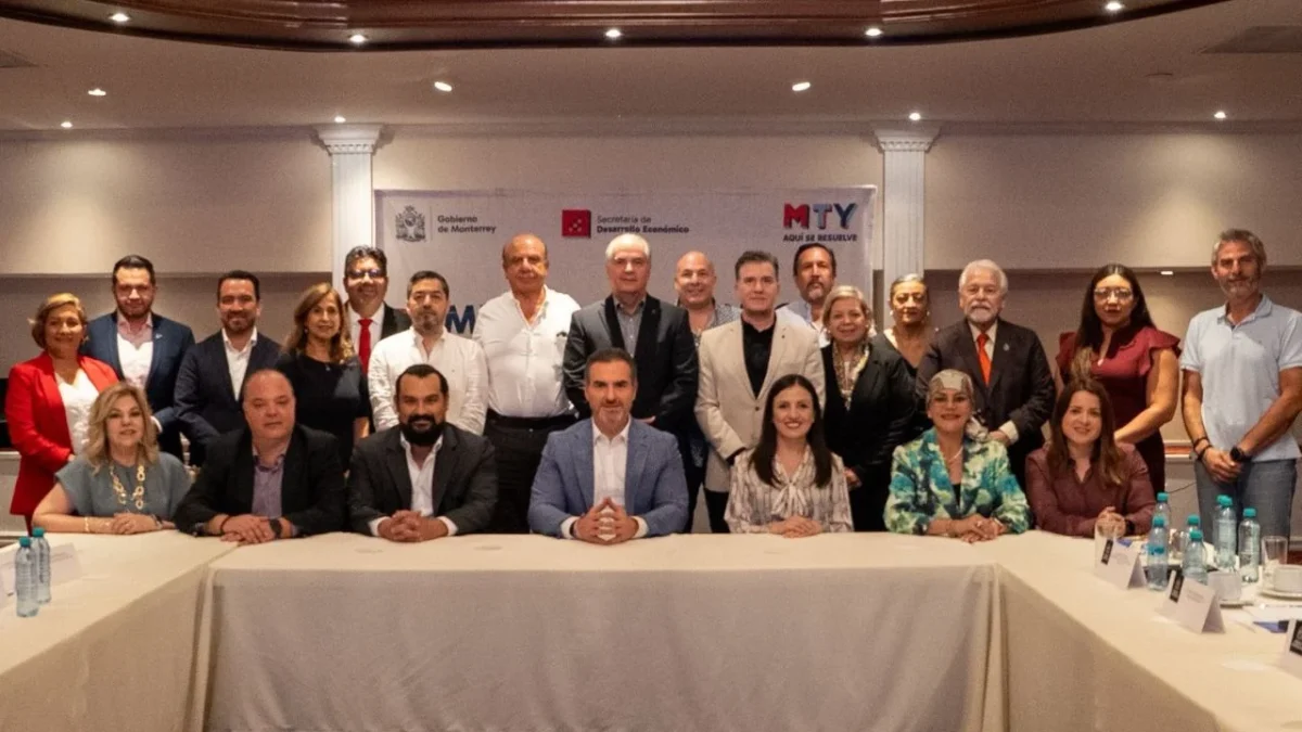 De la Garza Santos encabezó este viernes la instalación de la Mesa de Turismo 2025, un espacio de diálogo y colaboración entre autoridades, empresarios