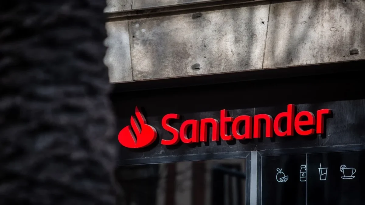 El MTU que implementará Santander, es un mecanismo de seguridad que permitirá a los clientes establecer un límite máximo de transacciones digitales