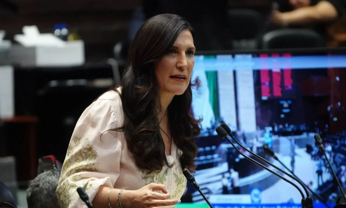 Kenia López Rabadán, nueva presidenta de la Mesa Directiva de la Cámara de Diputados.