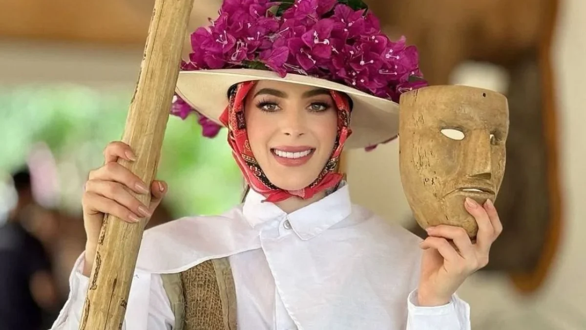 Fátima Bosch se corona como Miss México 2025