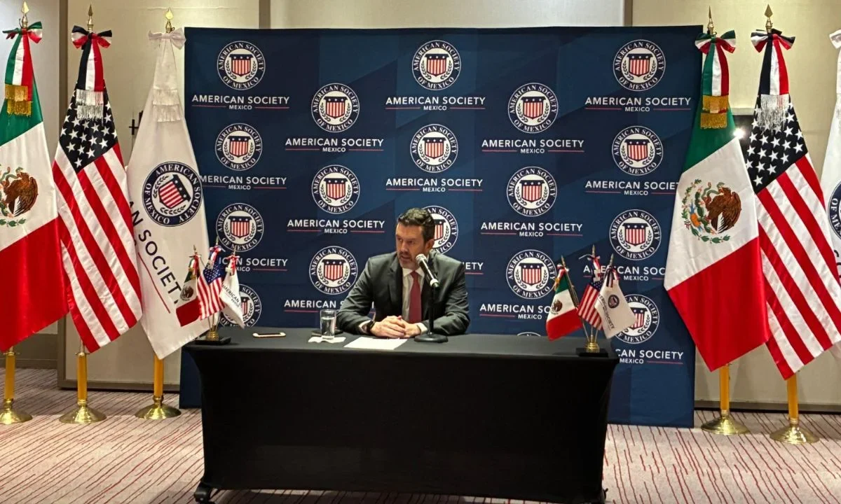 EU no va para una revisión del T-MEC, sino por renegociación total, según Larry Rubin, representante de empresarios estadounidenses en México.