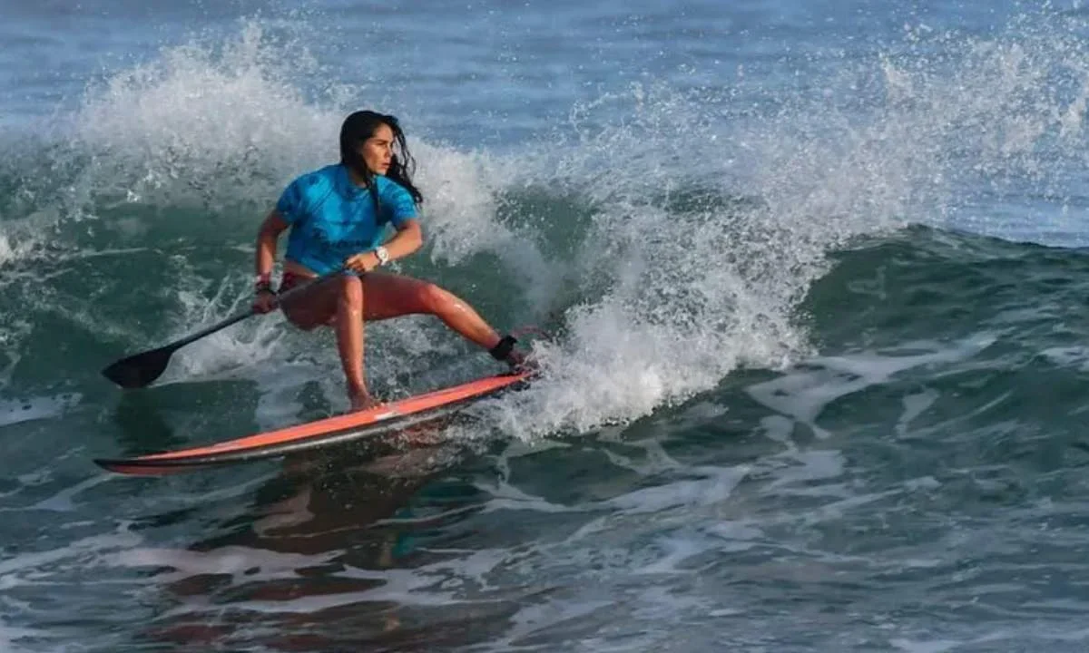 Vania Torres aún convive con los problemas característicos de la región latinoamericana, al no existir apoyos reales del surf.