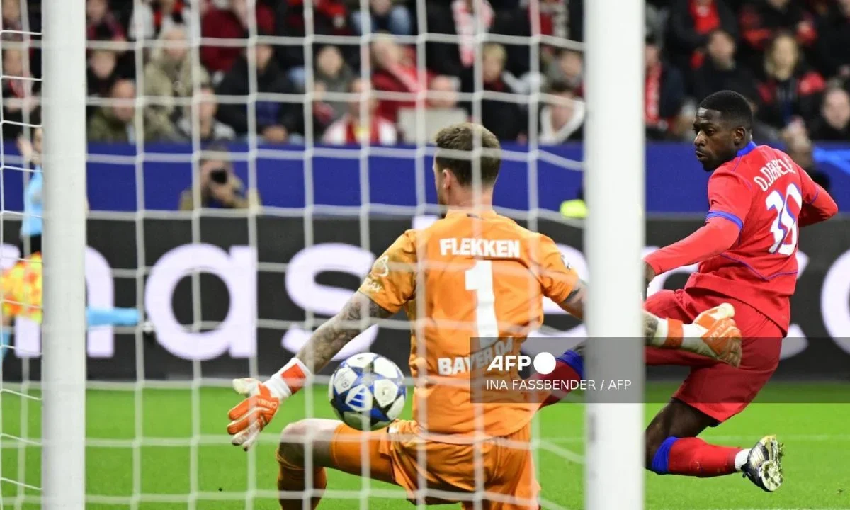 PSG golea al Leverkusen en territorio alemán