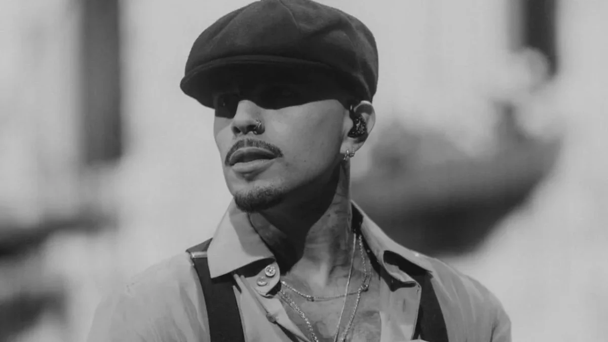 Rauw Alejandro en ‘Silencio’, se adentra en un universo sonoro distinto al que tiene acostumbrados a sus fans