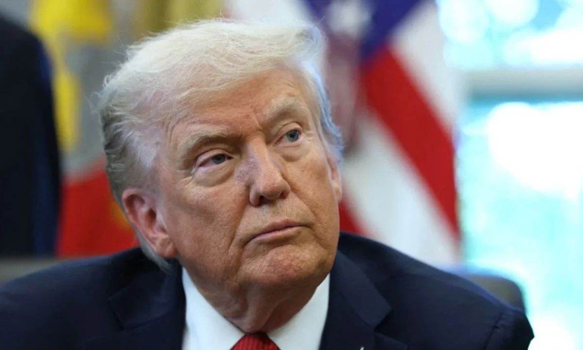 Donald Trump anunció que los camiones importados por Estados Unidos estarán sujetos a un arancel del 25% a partir del 1 de noviembre.