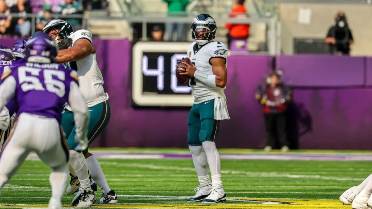 Rams superó en Wembley a Jacksonville Jaguars y los Eagles de Philadelphia se impuso en Minnesota a los Vikings.