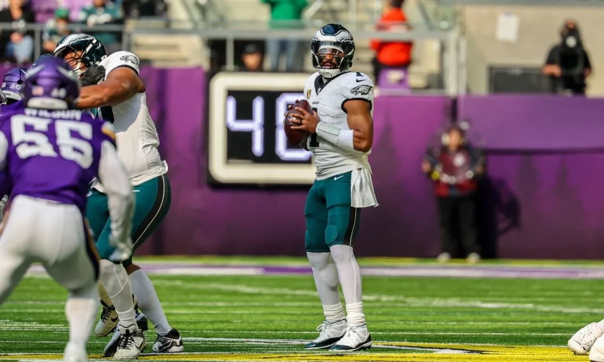 Rams superó en Wembley a Jacksonville Jaguars y los Eagles de Philadelphia se impuso en Minnesota a los Vikings.