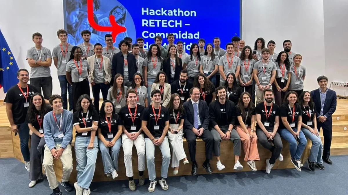 Un equipo de estudiantes mexicanos clasificaron a la gran final del hackathon DefIneSpace 2025 en Francia.