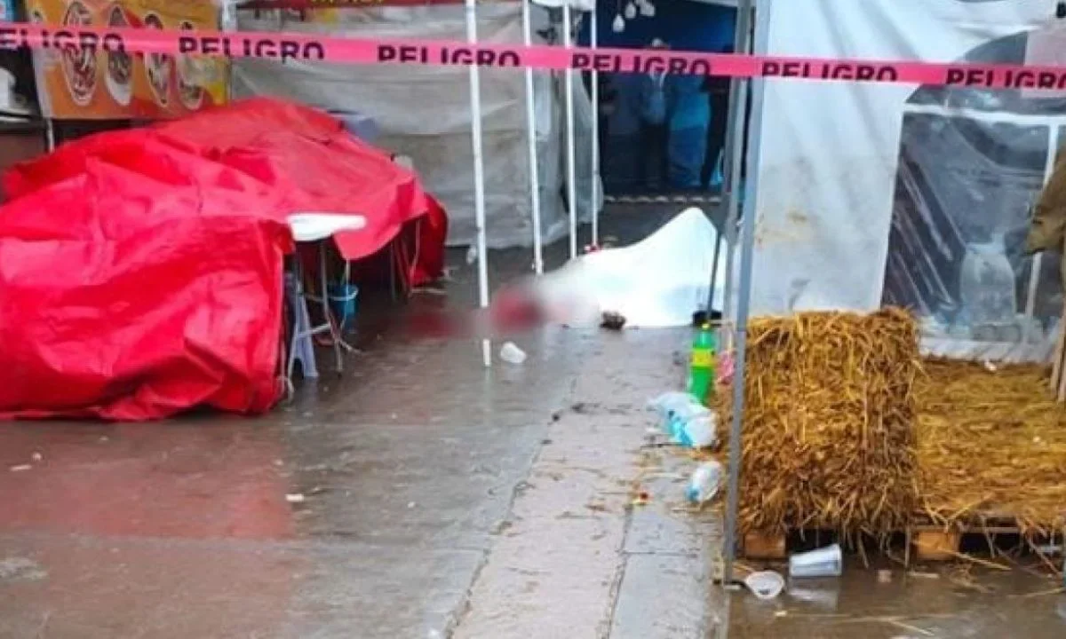 En Peribán, Michoacán, una riña registrada al término de las fiestas patronales de la comunidad dejó un saldo de tres muertos.