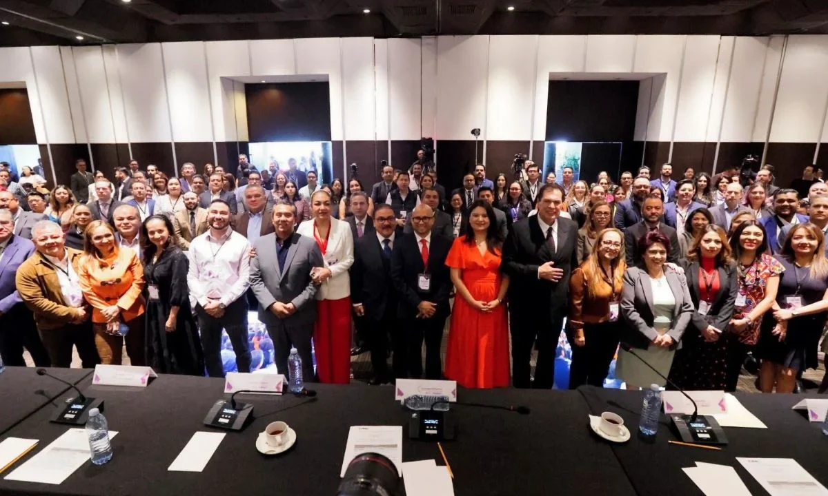 Consejerías del INE intercambiaron acusaciones para justificar la falta de acuerdos en la designación de integrantes de Oples en 17 entidades.