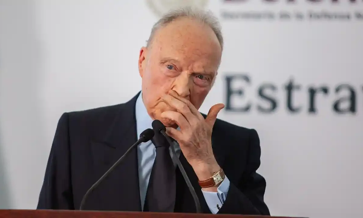 Morena quiere quitar a Alejandro Gertz Manero