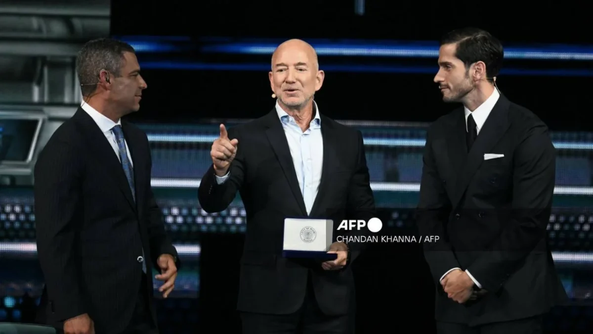 Jeff Bezos dirigirá nueva compañía de IA llamada 'Proyecto Prometeo'