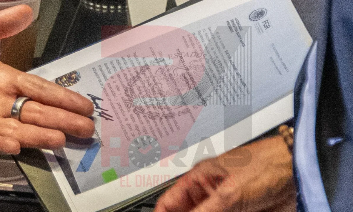 Alejandro Gertz Manero previo a renunciar a la FGR dejó como encargada de despacho a Ernestina Godoy, consejera jurídica de la Presidencia.