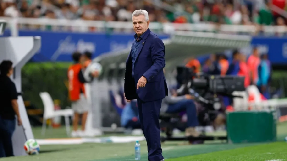 Javier Aguirre se pronunció a favor de la crítica hacia la Selección Nacional tras los comentarios negativos de Raúl Jiménez y Edson Álvarez.