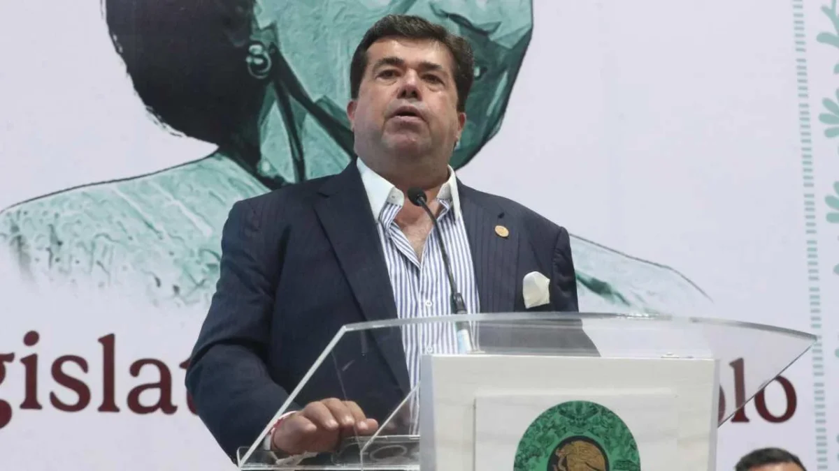 Pedro Haces visitó la planta Mazda en Salamanca, para dialogar sobre los retos en el sector automotriz.