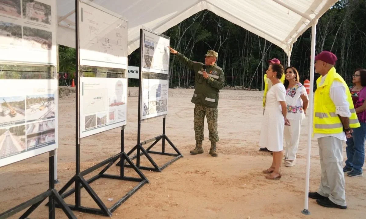 Desde Quintana Roo, Sheinbaum destacó que el Tren Maya de carga se construye por ingenieros militares del agrupamiento 'Felipe Ángeles'.