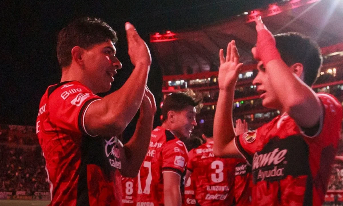 Xolos de Tijuana tuvo una contundente presentación en los cuartos de final del Apertura 2025 ante Tigres, golea 3-0.