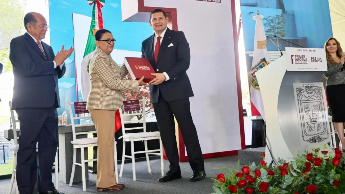 La titular de la Segob, Rosa Icela Rodríguez, acudió al Primer Informe de Gobierno de Alejandro Armenta.