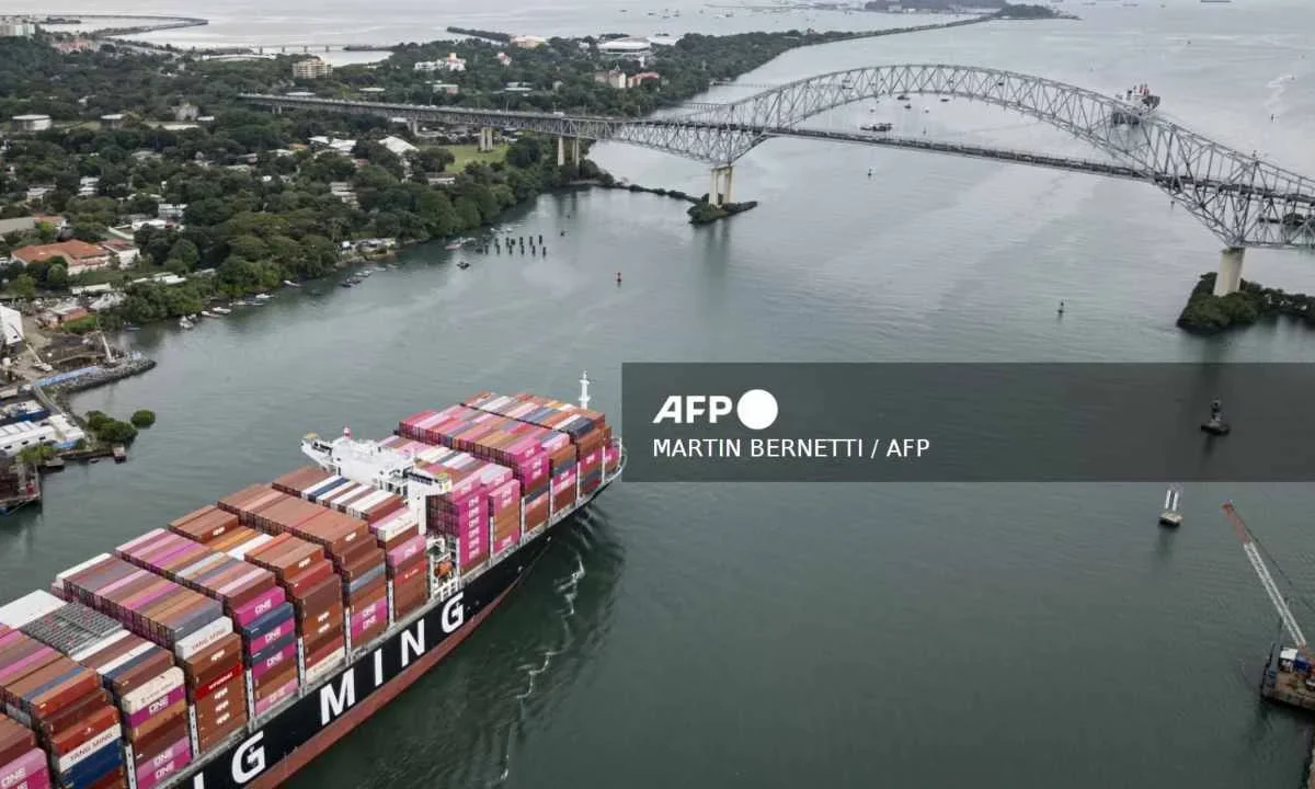 El Canal de Panamá tuco cifras récord en este 2025, informó la autoridad de la ruta.