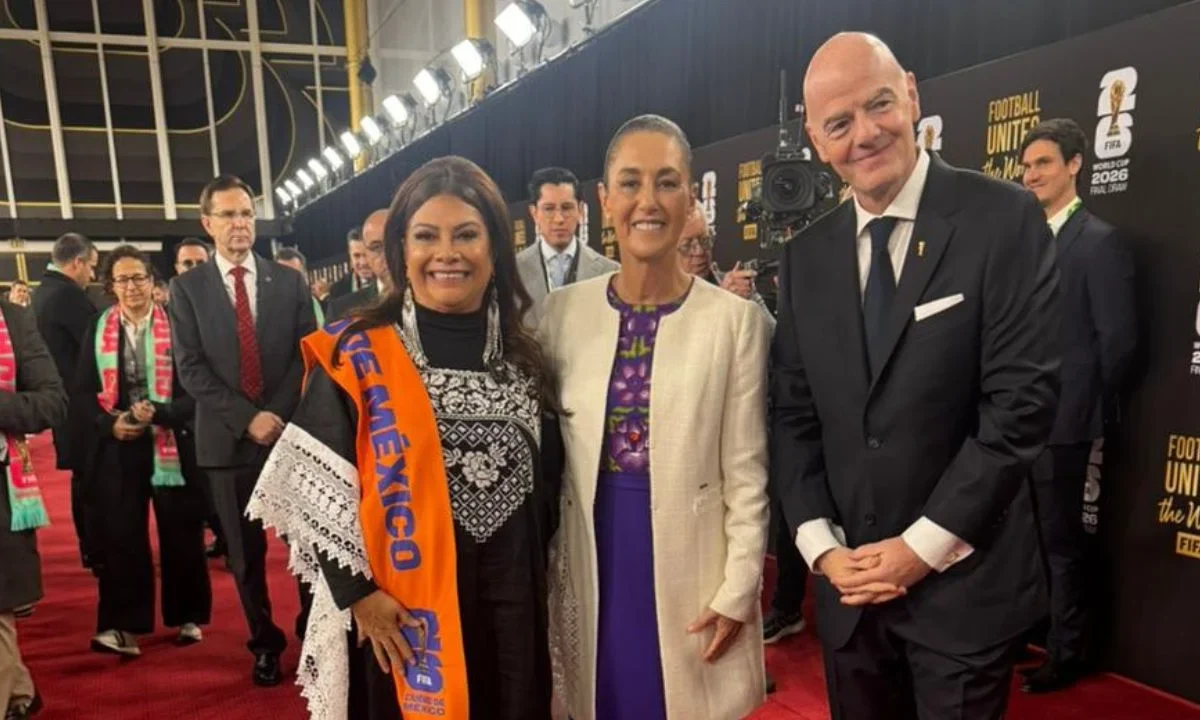 La presidenta de México, Claudia Sheinbaum, ya arribó al Sorte Mundial de la Copa del Mundo FIFA 2026 en compañía de Clara Brugada.