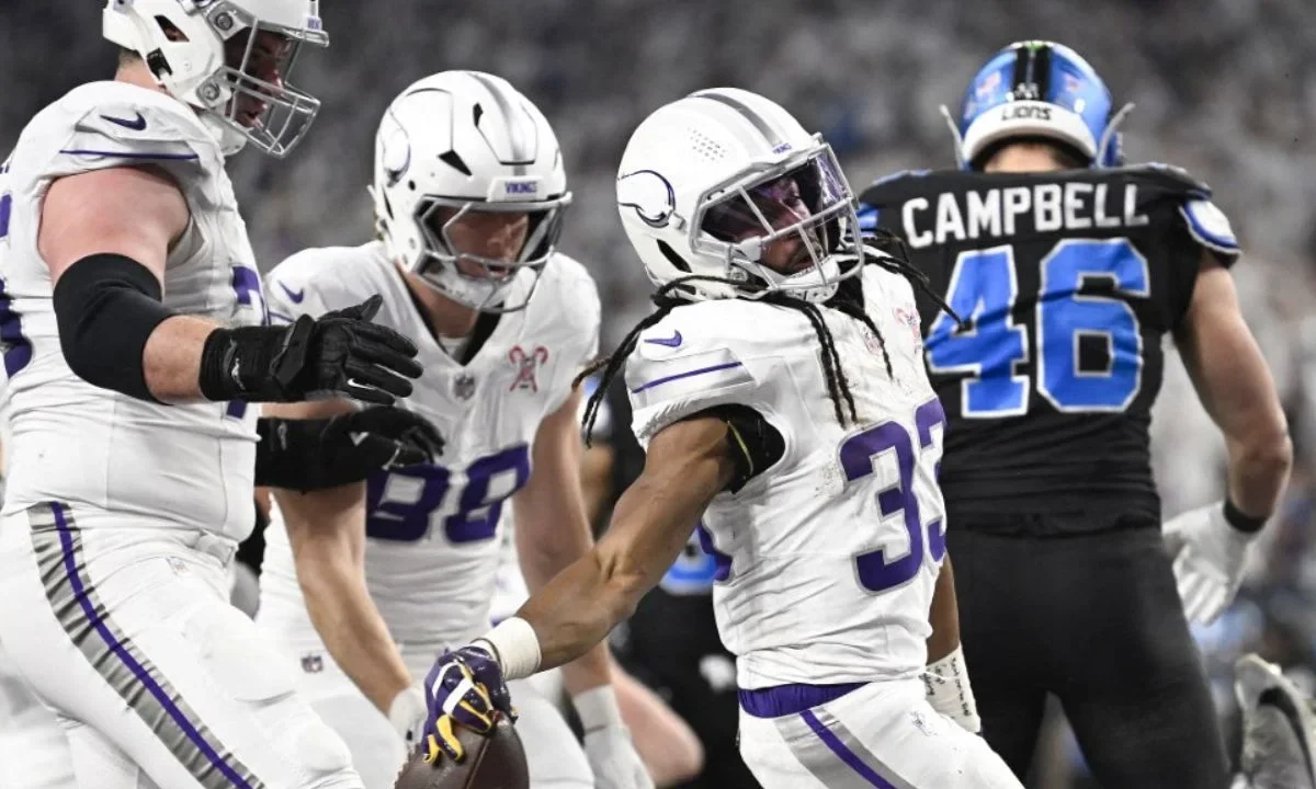 Los Green Bay Packers avanzaron a los playoffs de la NFL tras la derrota de Lions ante Vikings en plena Navidad.