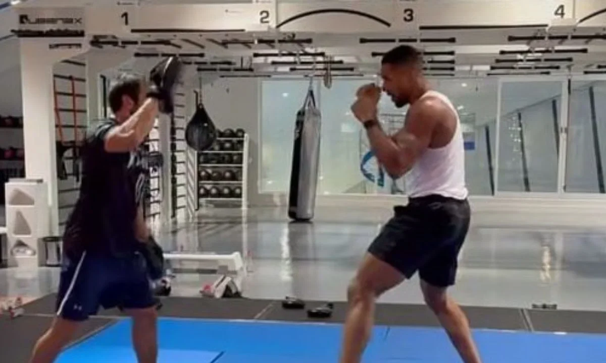 Anthony Joshua retoma entrenamientos tras trágico accidente en Nigeria