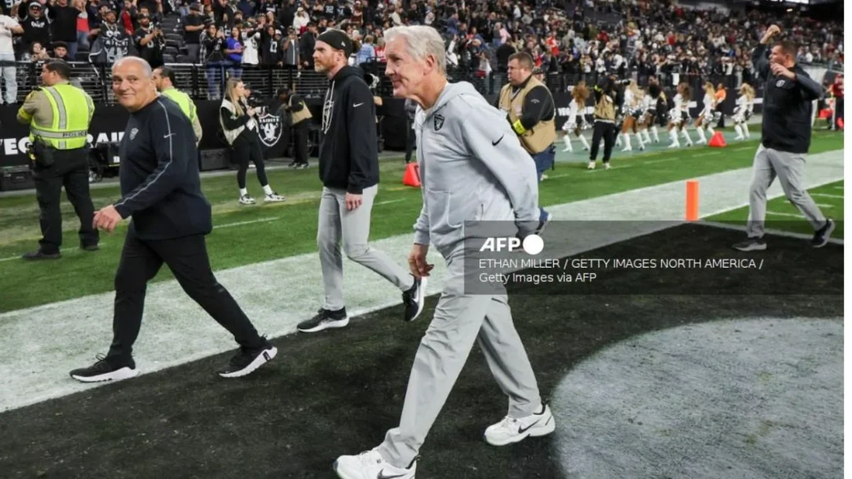Este lunes comenzaron a hacerse efectivos los despidos en las organizaciones de NFL con los peores registros durante la temporada 2025-2026.
