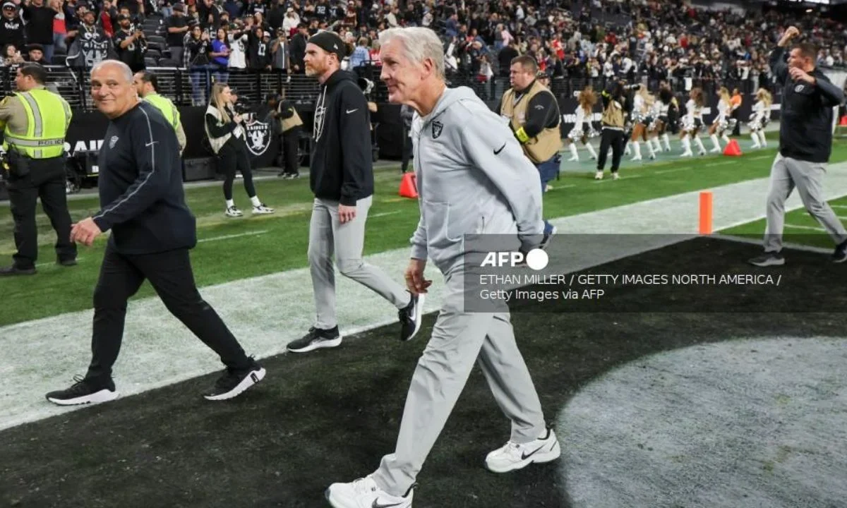 Este lunes comenzaron a hacerse efectivos los despidos en las organizaciones de NFL con los peores registros durante la temporada 2025-2026.