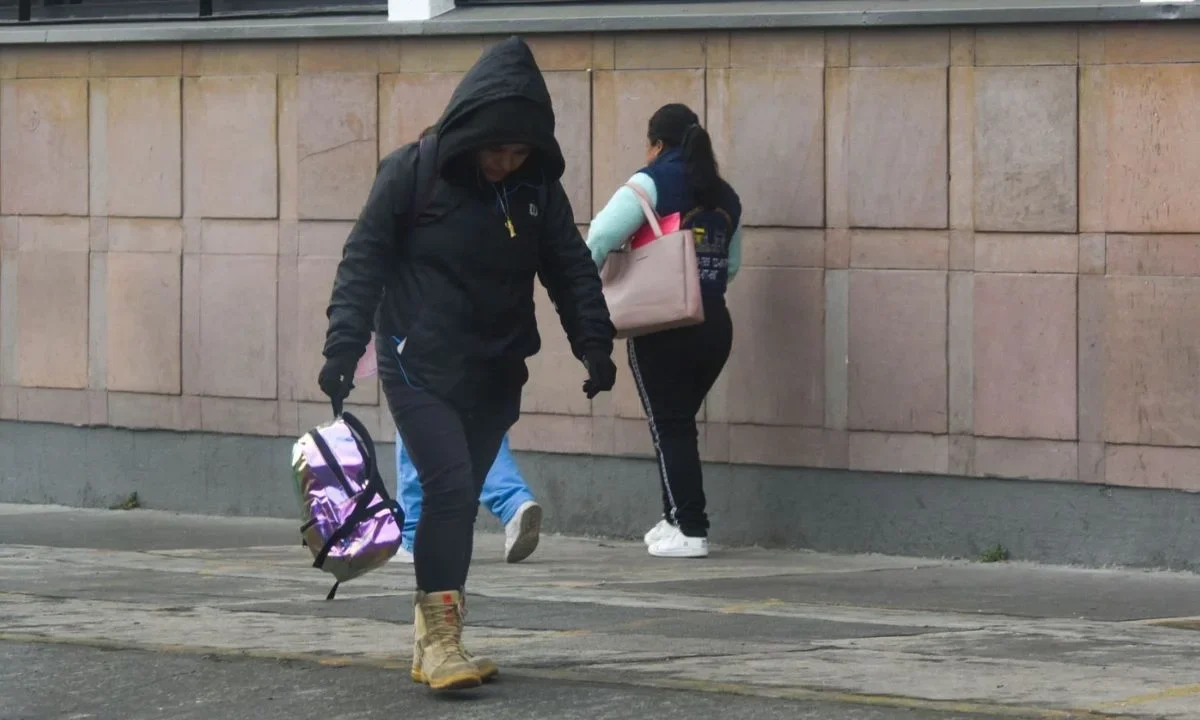 ¡No guardes tu cobija! El SMN alertó que la presencia de dos frentes fríos afectarán con bajas temperaturas el clima hoy; entérate a detalle.