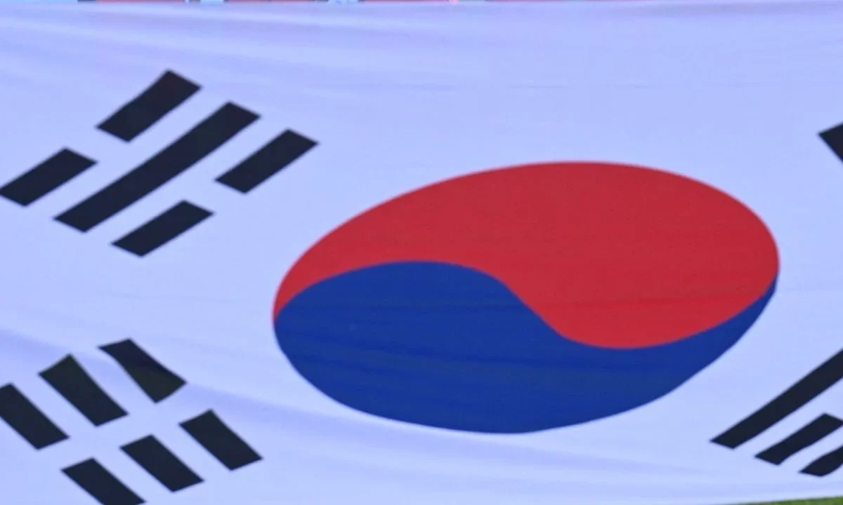 Trump aumentará aranceles a varios productos surcoreanos, y acusó a Corea del Sur de 'no estar a la altura' de pacto comercial alcanzado.