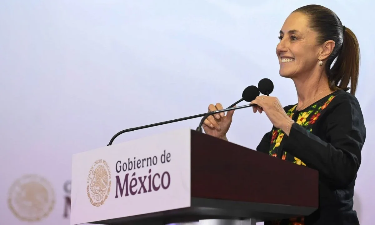 Sheinbaum señaló desde Iztapalapa, que se debe cuidar a la 4T 'para que siga luchando por la justicia social, libertades y democracia'.