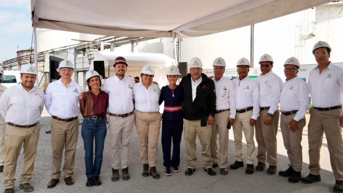 Supervisa Sheinbaum planta Fertinal en Michoacán
