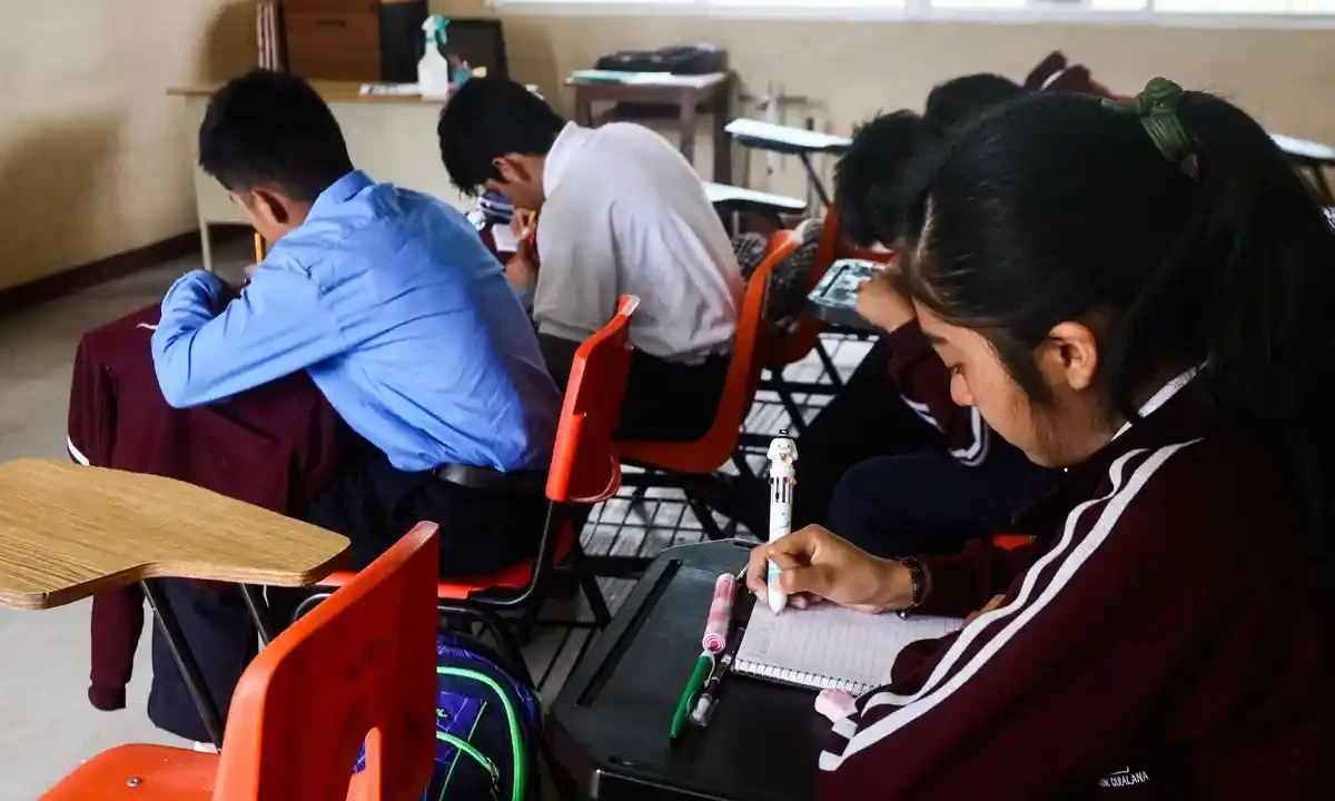 Derecho al aprendizaje Mexicanos primero
