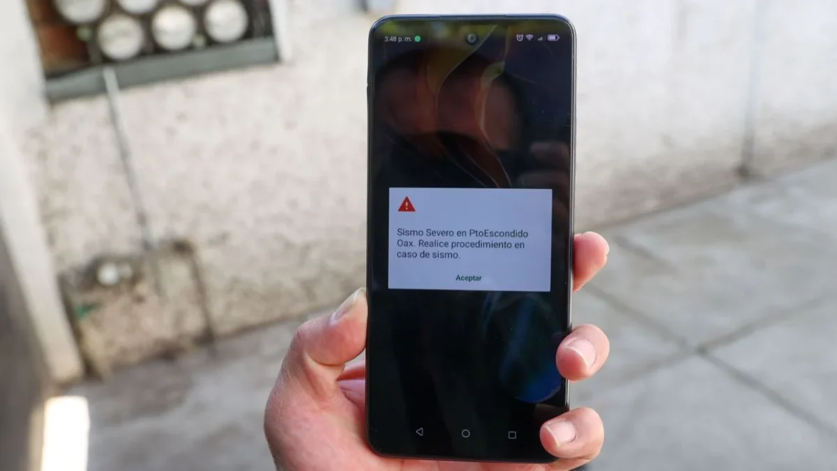 La presidenta Claudia Sheinbaum anunció que el sistema de alerta sísmica por celular tendrá cambios para hacerlo más amigable.