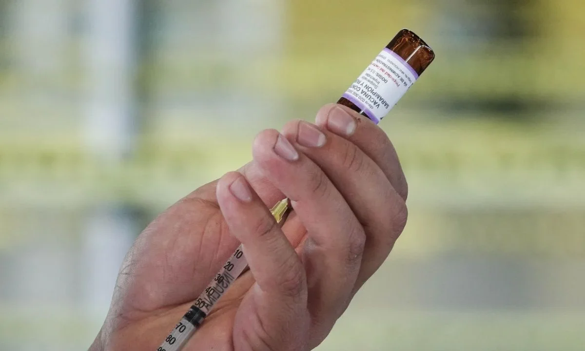 La Secretaría de Salud (Ssa) informó que durante 2026 se han registrado mil 528 casos, van 31 muertes acumuladas por sarampión.
