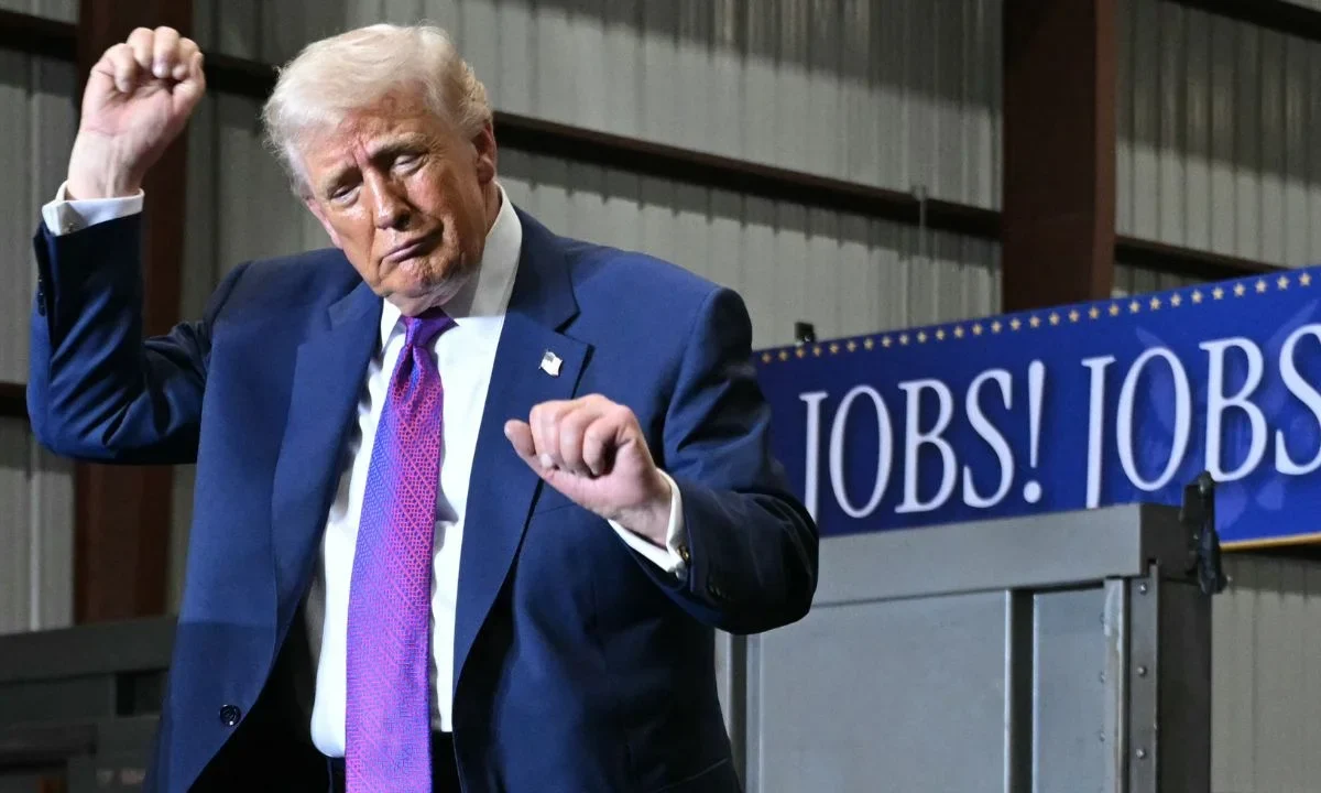 ¿Para olvidar los archivos de Epstein? El presidente Donald Trump ordenó liberar archivos sobre vida extraterrestre y fenómenos aéreos.