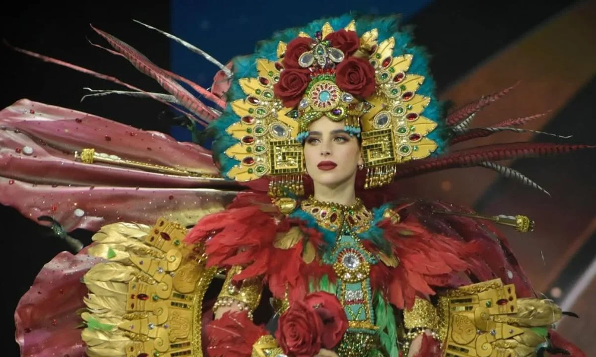 Fátima Bosch en Miss Universo.
