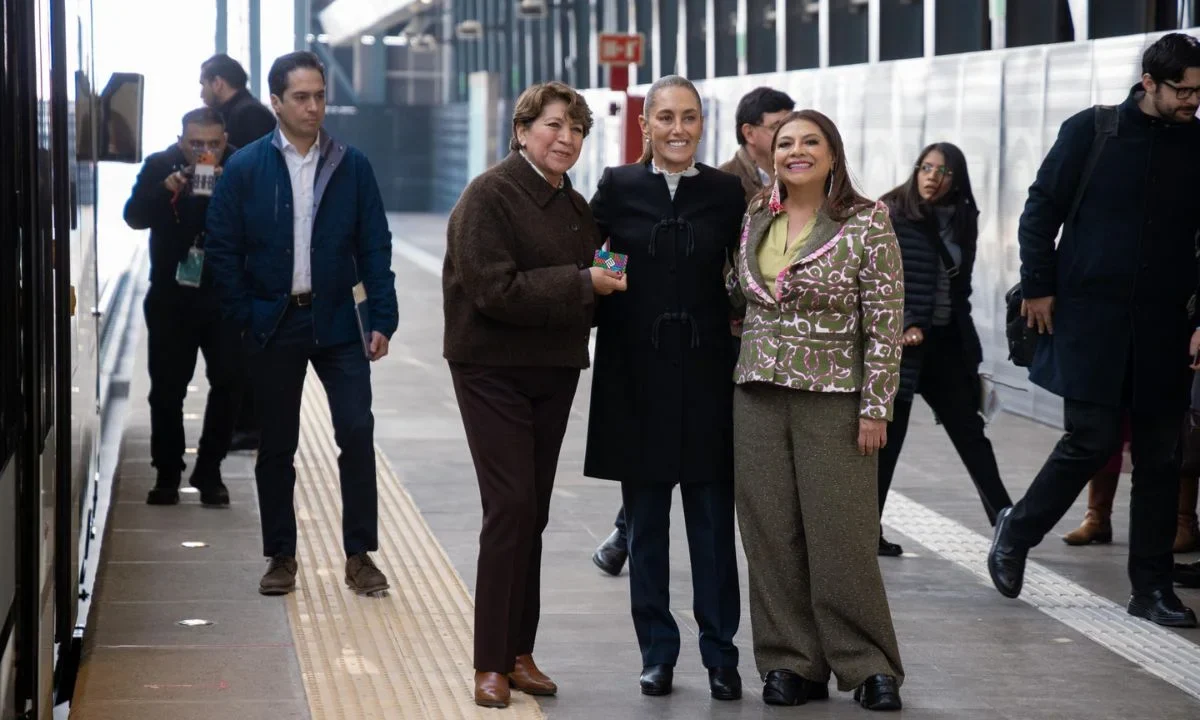 Hace Sheinbaum recorrido en Tren El Insurgente