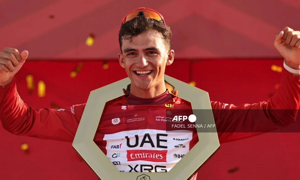 Isaac del Toro se posiciona como el segundo mejor ciclista del mundo