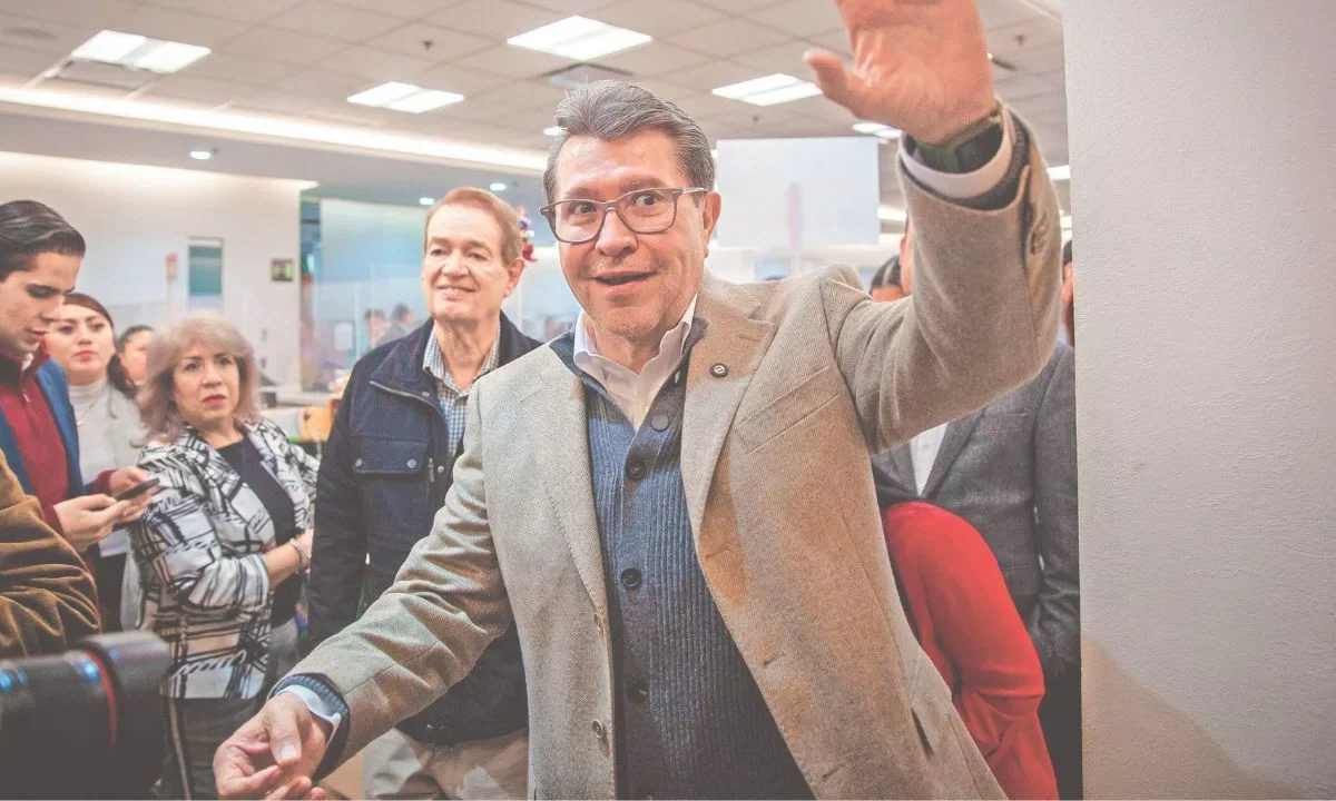 Monreal asegura que el tema de plurinominales está superado y que ya se escribe la reforma electoral conforme a lo negociado con los aliados.