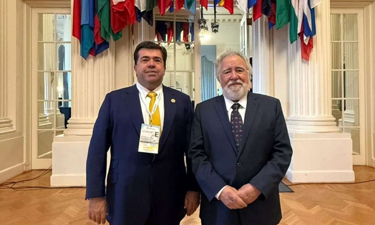 Pedro Haces participa en la OEA
