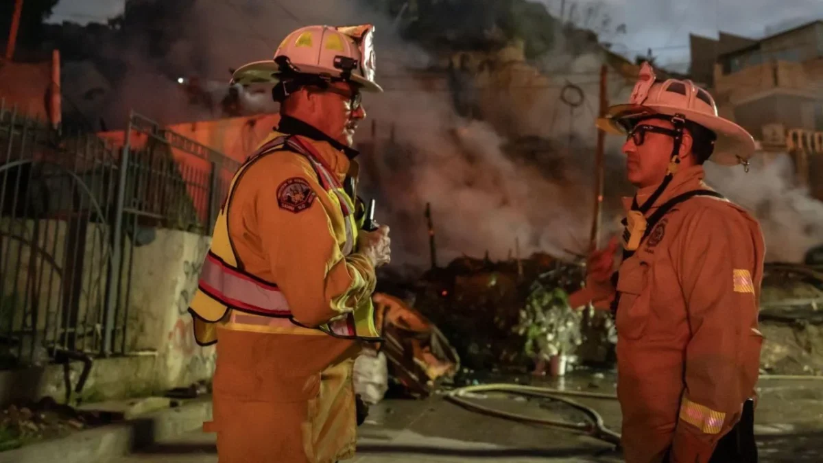 Pemex sofoca incendio en inmediaciones de la Refinería Olmeca