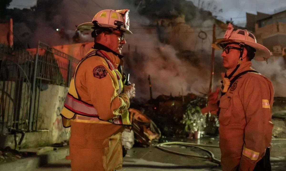 Pemex sofoca incendio en inmediaciones de la Refinería Olmeca