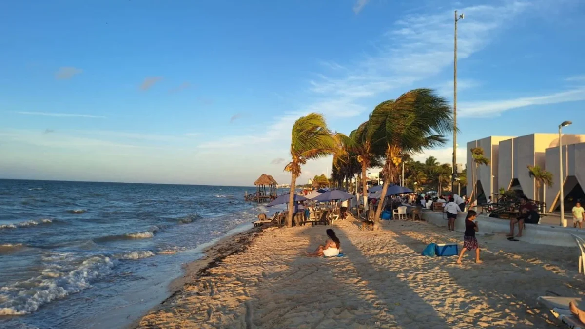 Se intensifica la erosión costera en puerto Progreso