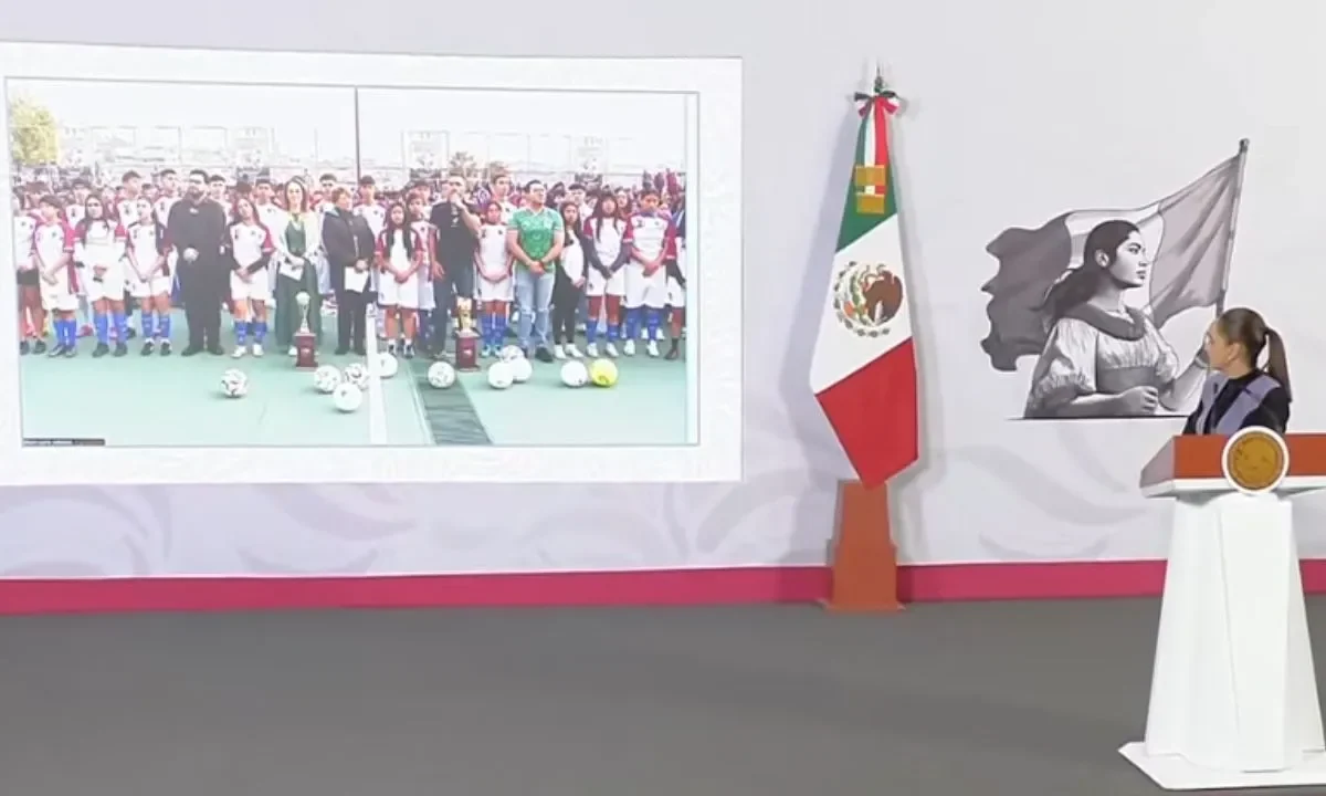 Claudia Sheinbaum y Gianni Infantino
